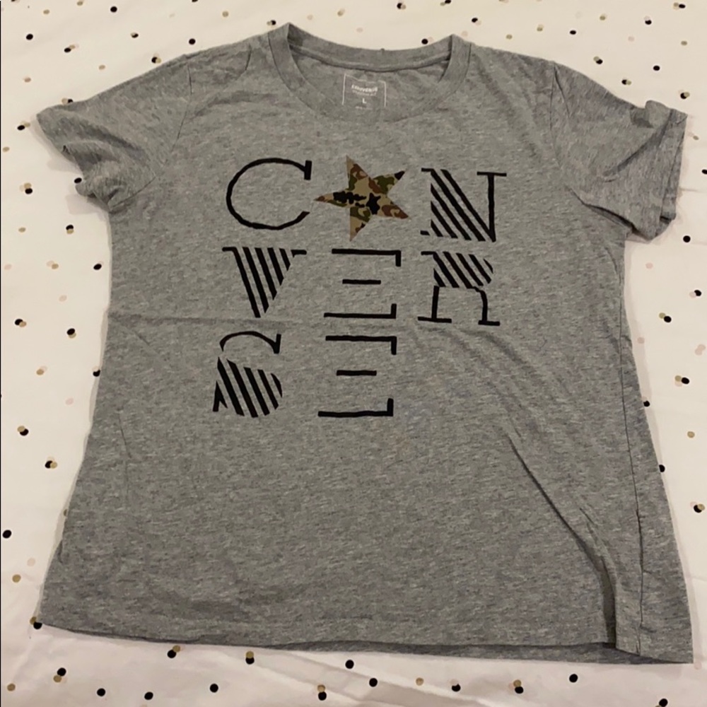 Converse tshirt